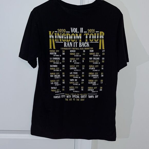 Kansas City Chiefs T Shirt Chiefs Kingdom Tour NFL Black Season Graphic Print S - Picture 4 of 4